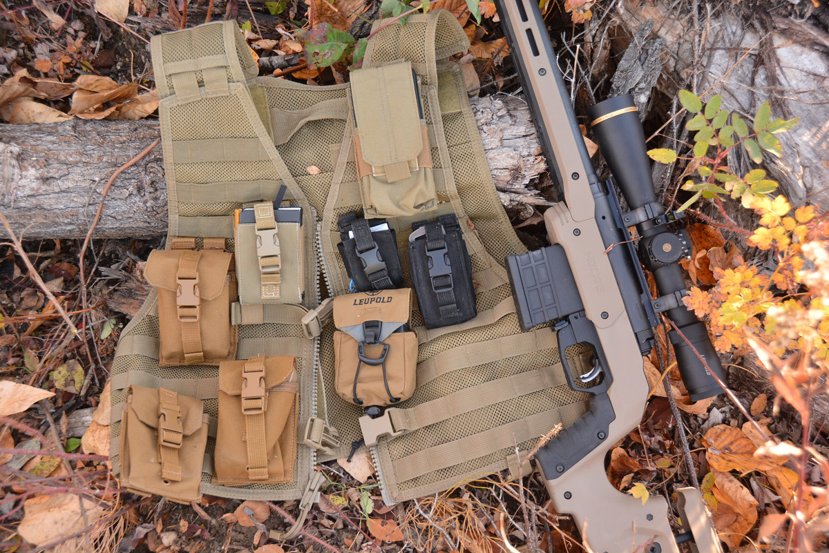 MDT XRS next to vest